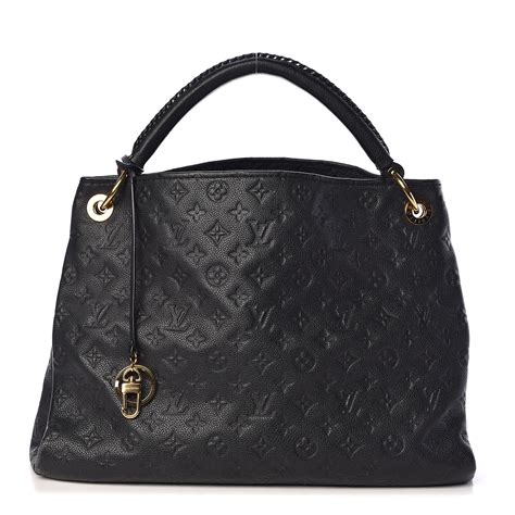 louis vuitton artsy mm black.